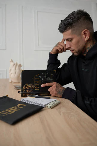 BIBLIA ETERNITY HOMBRE + 7 REGALOS + ENVÍO GRATIS🎁😍 (¡SOLO HOY!)